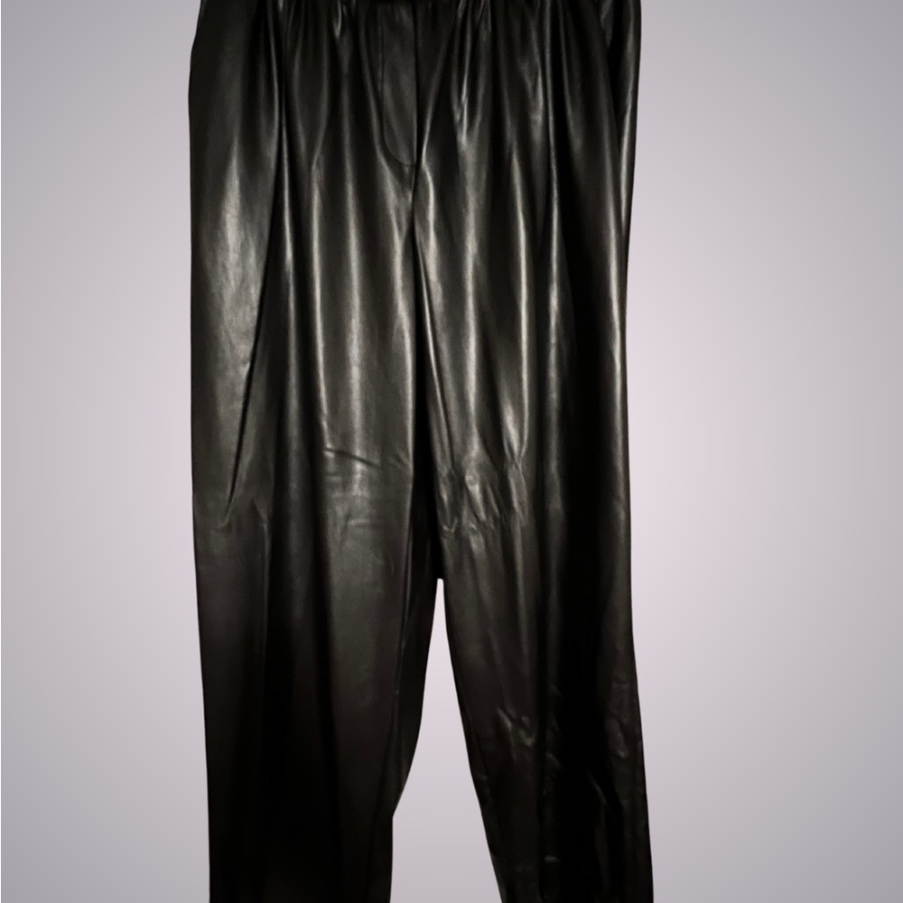 Forever 21 Women’s 1X Black Faux Leather Pants, lined w/ 100% Polyester material